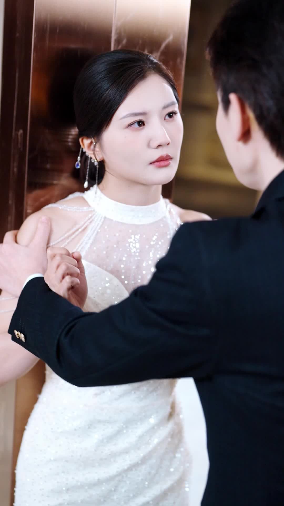 第25話 - I Fired My Bodyguard After I Died